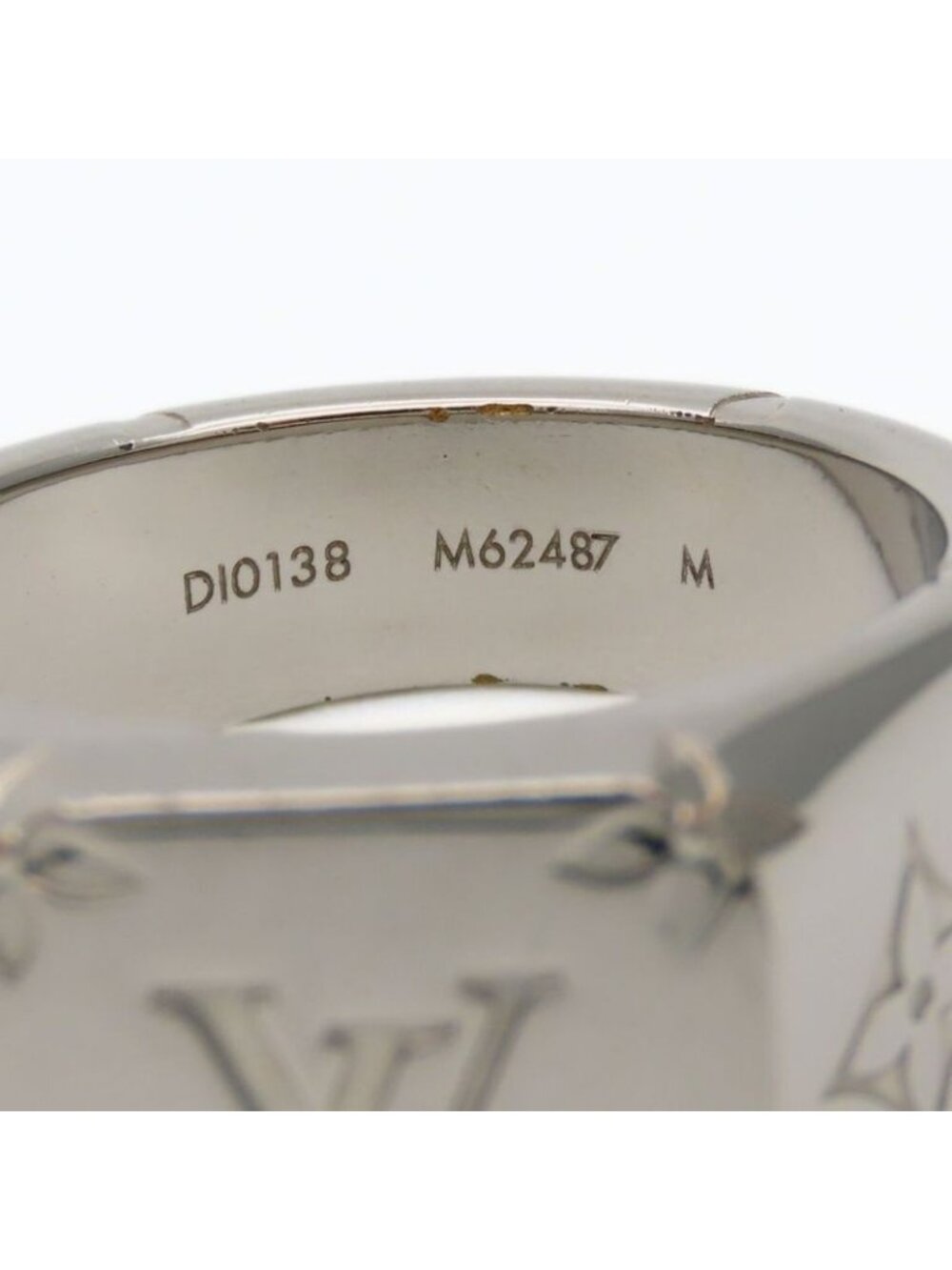 Louis Vuitton Ring Signet Monogram Metal Silver Plated - Picture 6 of 10